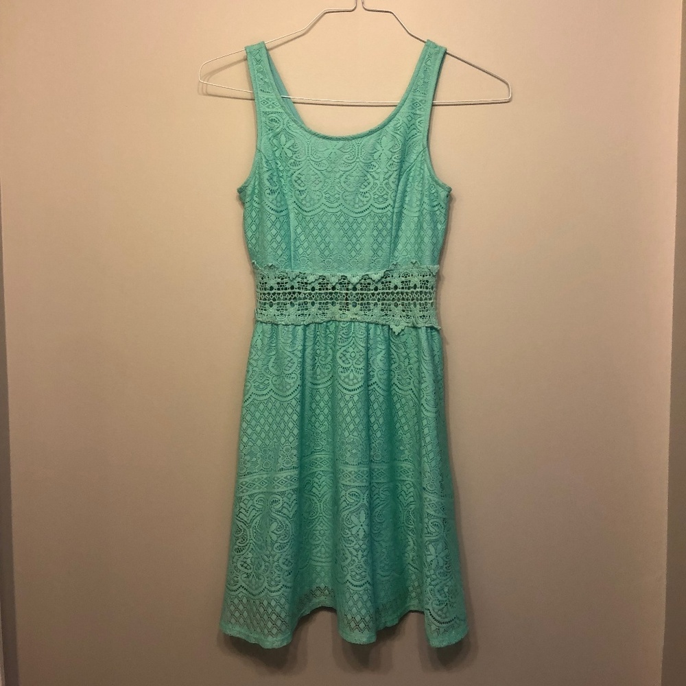 blue dress